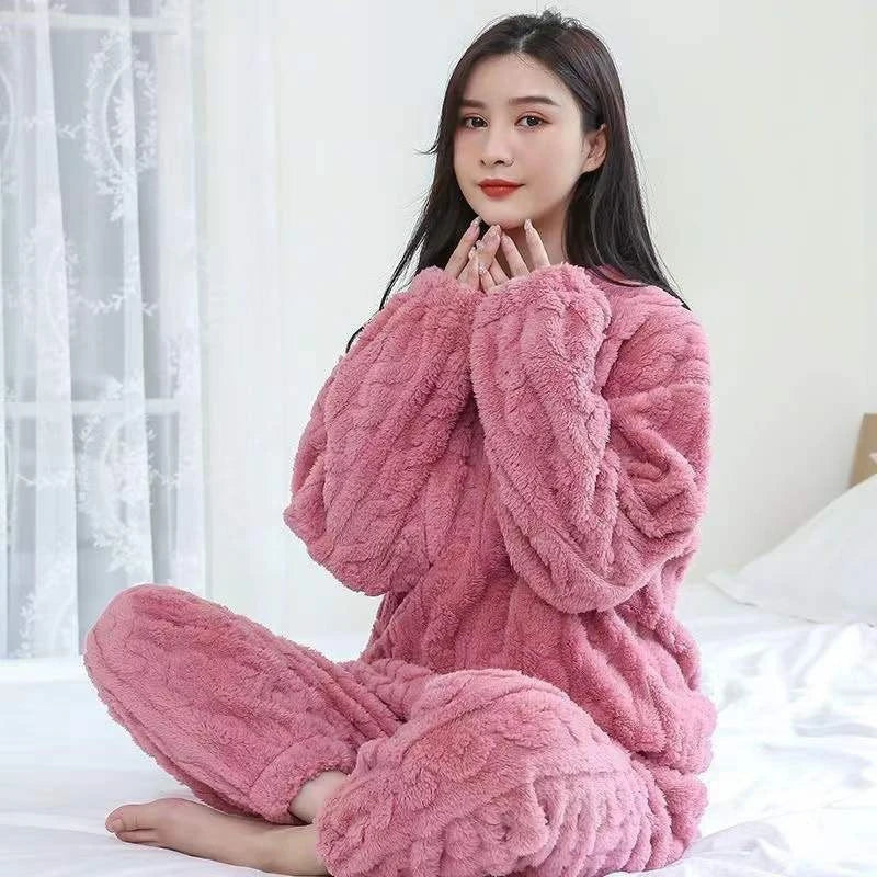 Thickened Warm Sleepwear for Women Flannel Suit with Fleece Lining Ladies Pajamas Sets Homewear Nightwear Warm Long-Sleeve Pants