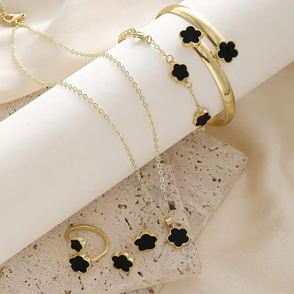 5Pcs Lucky Five-petal Flower Clover Earrings Necklace Ring Bracelet Five-piece for Woman Fashionable Accessories Party Jewelry