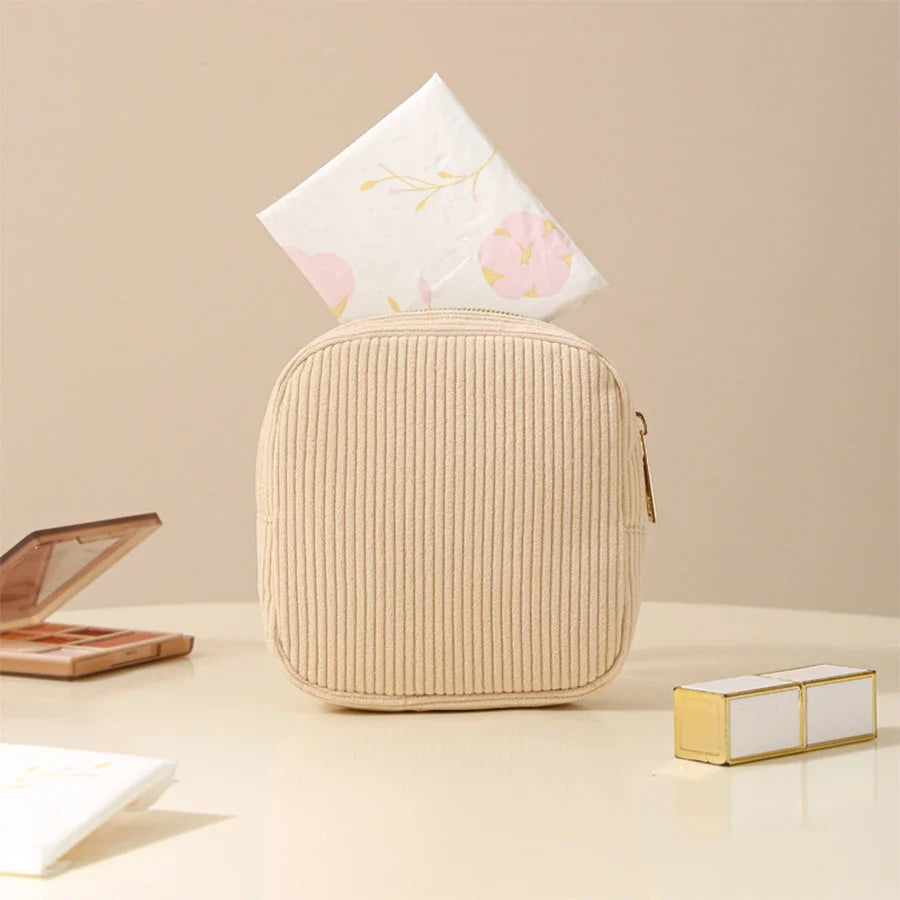 Fashion Makeup Lipstick Sanitary Napkins Case Mini Cosmetic Storage Pouch Women Ins Travel Organizer Bags Small Pouch 2025