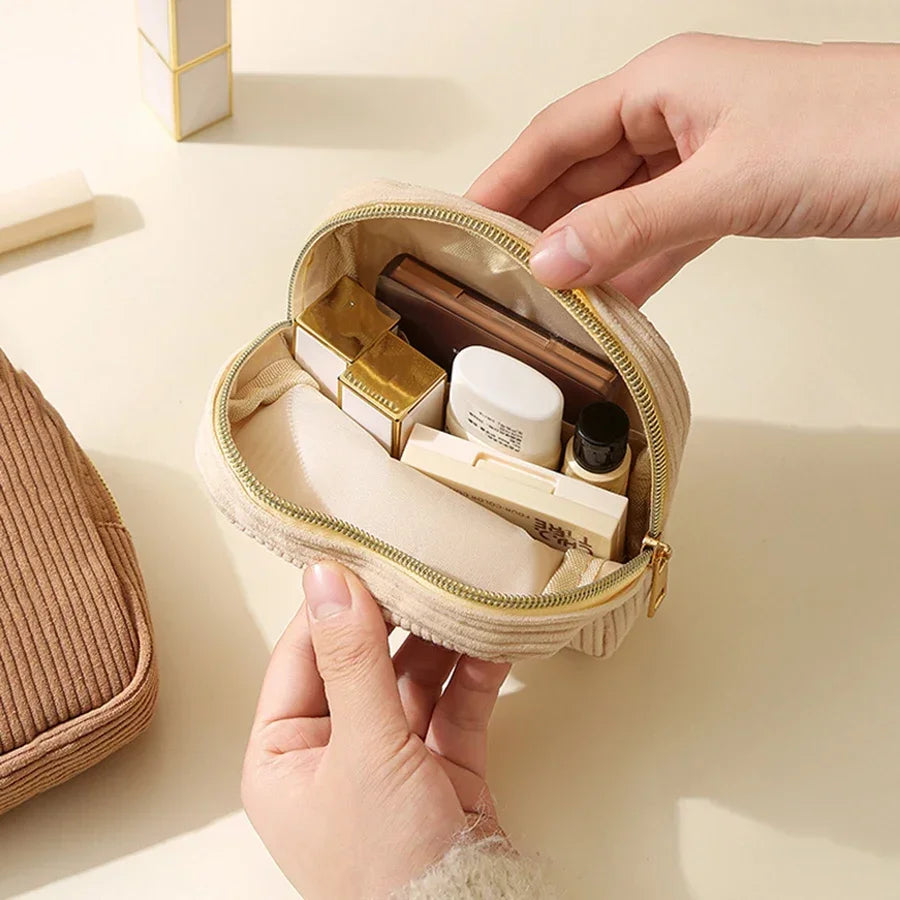 Fashion Makeup Lipstick Sanitary Napkins Case Mini Cosmetic Storage Pouch Women Ins Travel Organizer Bags Small Pouch 2025