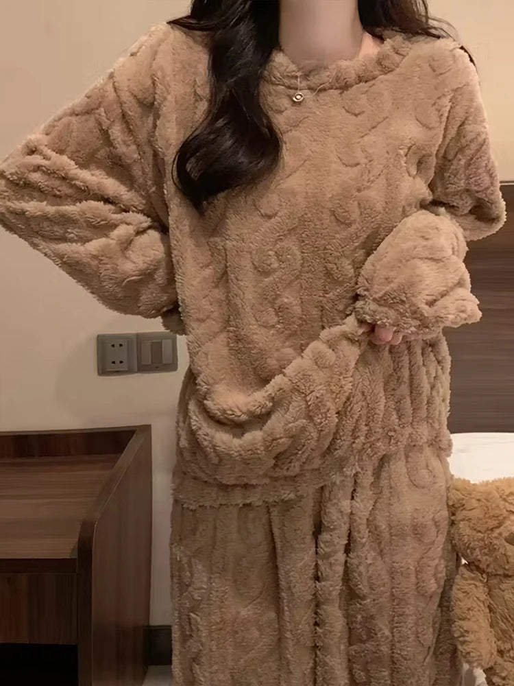 Thickened Warm Sleepwear for Women Flannel Suit with Fleece Lining Ladies Pajamas Sets Homewear Nightwear Warm Long-Sleeve Pants