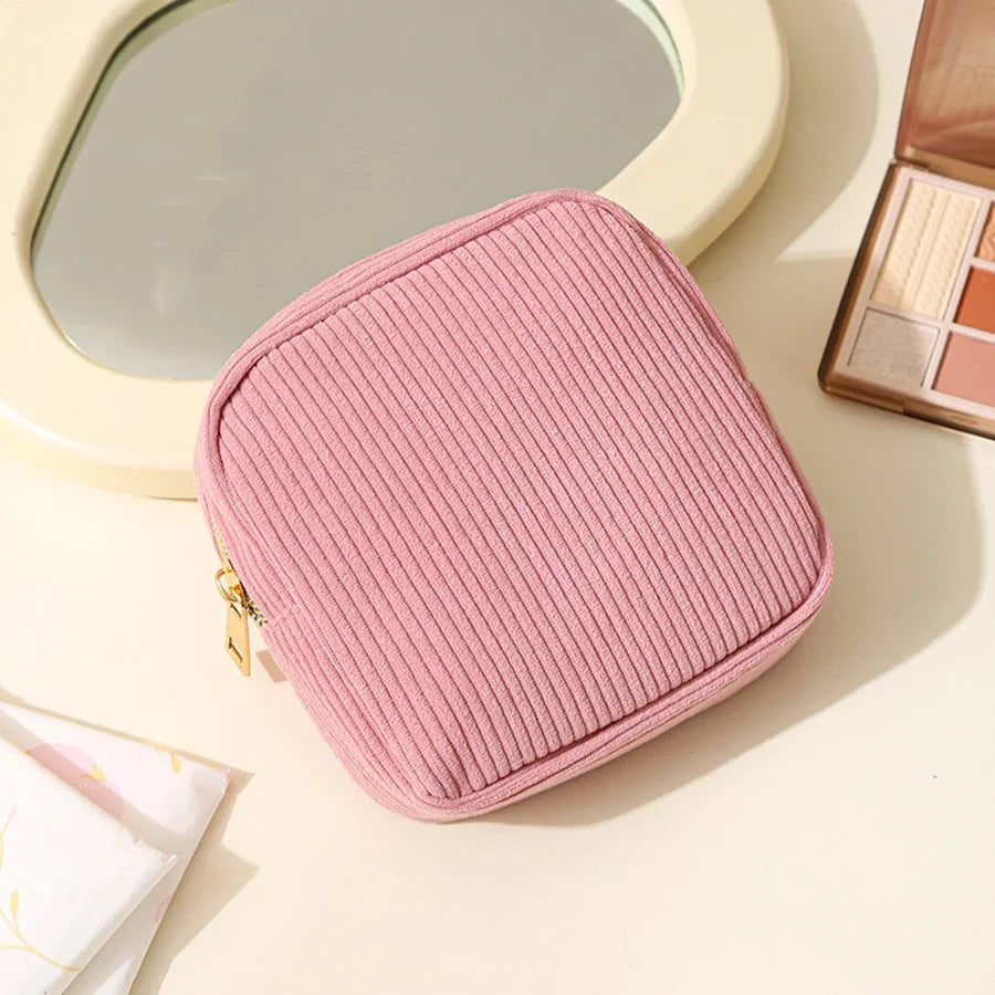 Fashion Makeup Lipstick Sanitary Napkins Case Mini Cosmetic Storage Pouch Women Ins Travel Organizer Bags Small Pouch 2025