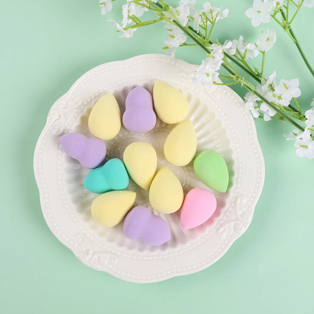 100pcs Cosmetic Puff for Blending Foundation Powder Mini Makeup Sponge Dry Wet Use Face Puffs Powder Eggs Gourd Water Drop Tool