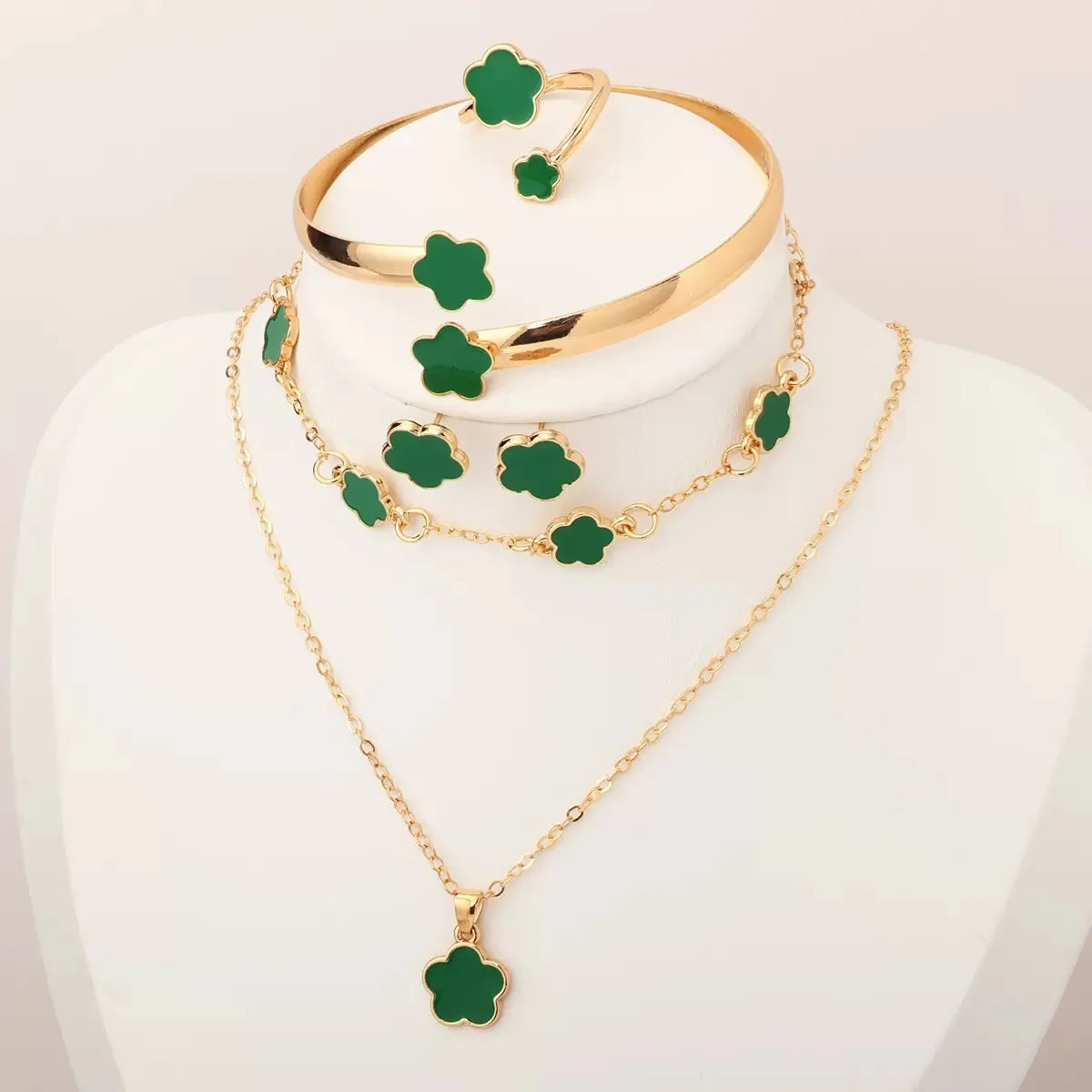 5Pcs Lucky Five-petal Flower Clover Earrings Necklace Ring Bracelet Five-piece for Woman Fashionable Accessories Party Jewelry