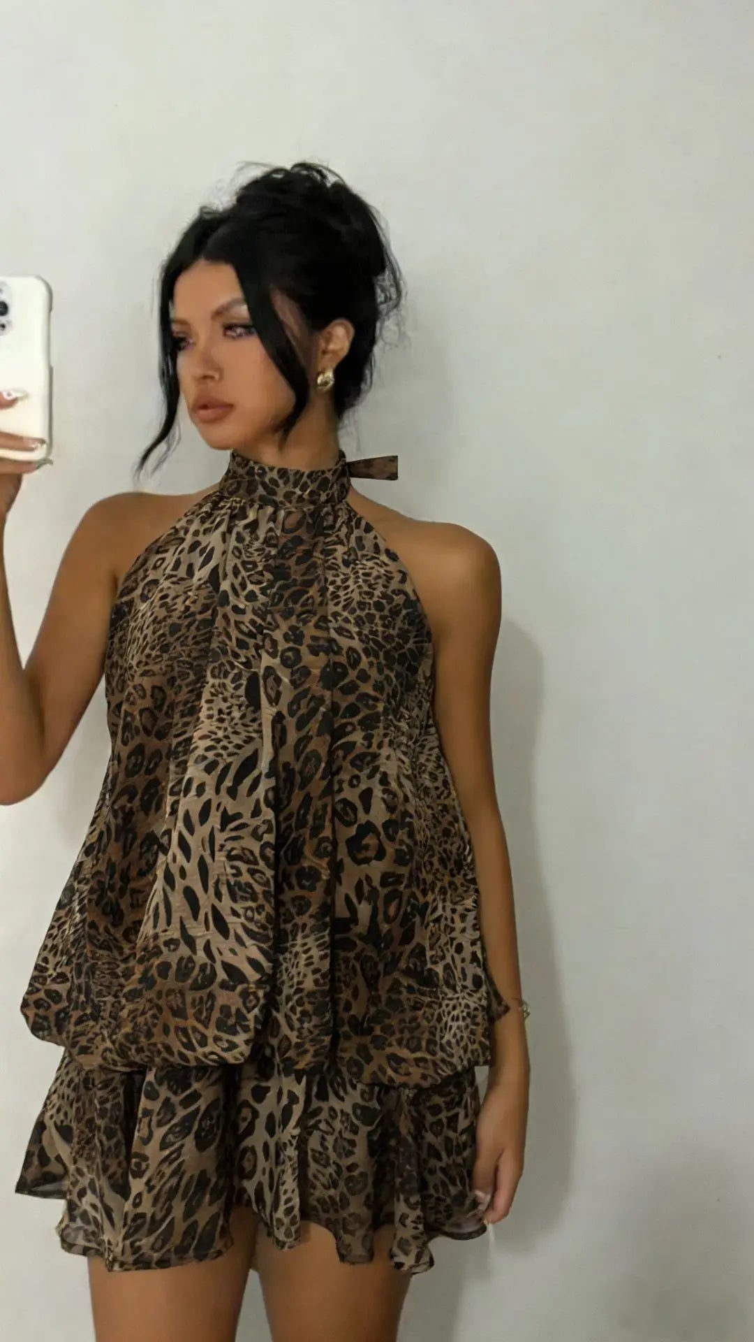 Lady Sexy Backless Halter Chiffon Mini Dress Women Chic Sleeveless Off-shoulder Pleated A-line Dresses New Summer Vacation Gowns