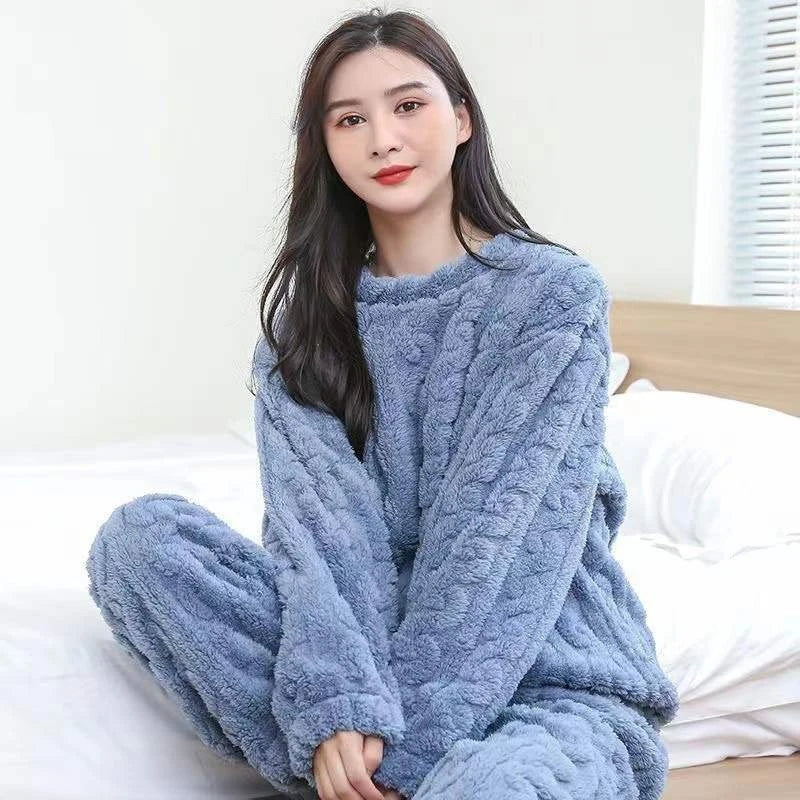 Thickened Warm Sleepwear for Women Flannel Suit with Fleece Lining Ladies Pajamas Sets Homewear Nightwear Warm Long-Sleeve Pants