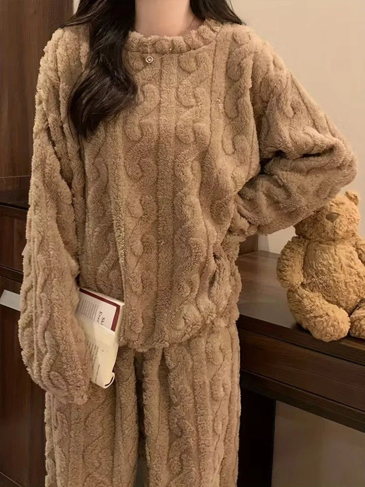 Thickened Warm Sleepwear for Women Flannel Suit with Fleece Lining Ladies Pajamas Sets Homewear Nightwear Warm Long-Sleeve Pants